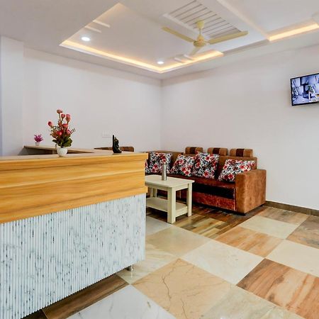 Hotel O Living Tree In Хидерабад Екстериор снимка