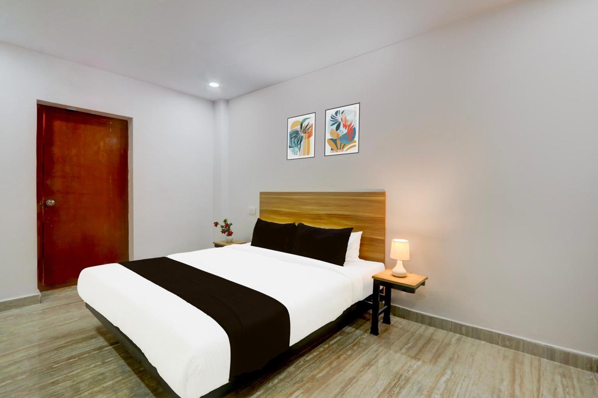 Hotel O Living Tree In Хидерабад Екстериор снимка