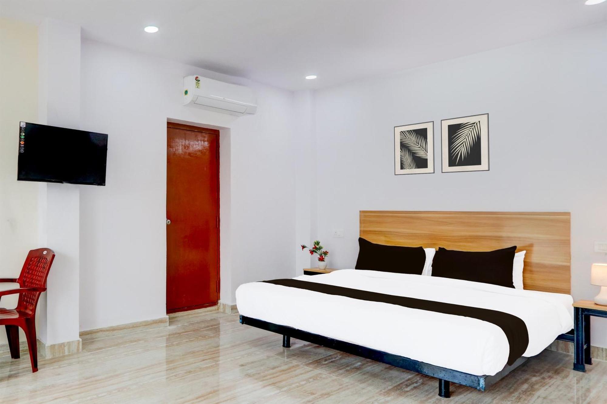 Hotel O Living Tree In Хидерабад Екстериор снимка